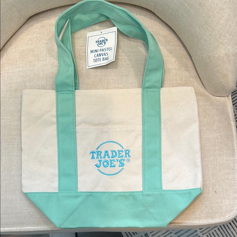 Trader Joe’s mini pastel tote bag brand new